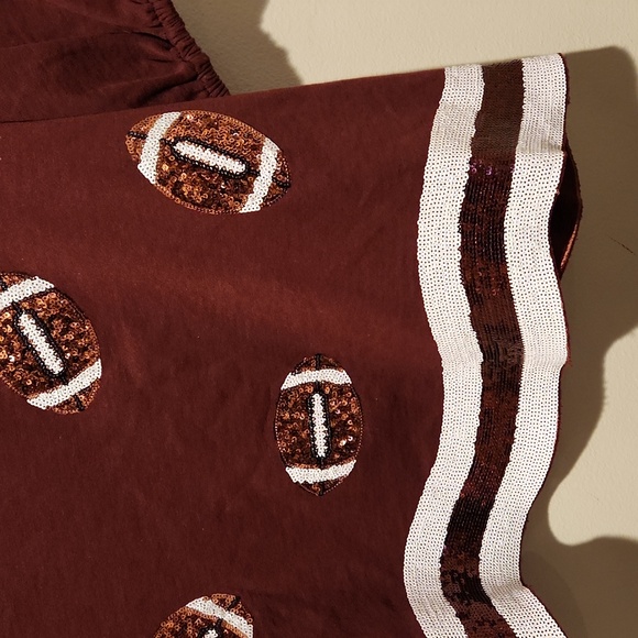 ❤️ PEACH LOVE CALIFORNIA GAME DAY SEQUIN FOOTBALL PUFF SLEEVE TOP, MEDIUM - Picture 6 of 14